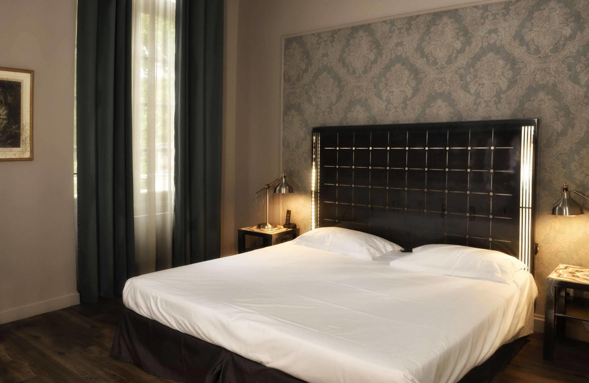 L'Esplan Hotel Saint-Paul-Trois-Chateaux Bagian luar foto